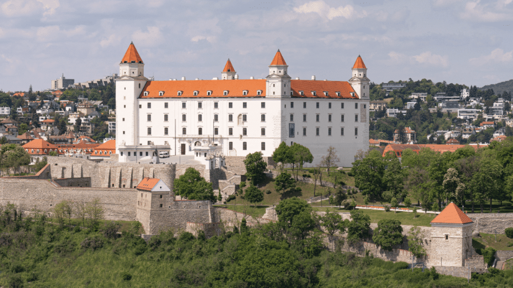 Bohatí Slováci opúšťajú krajinu